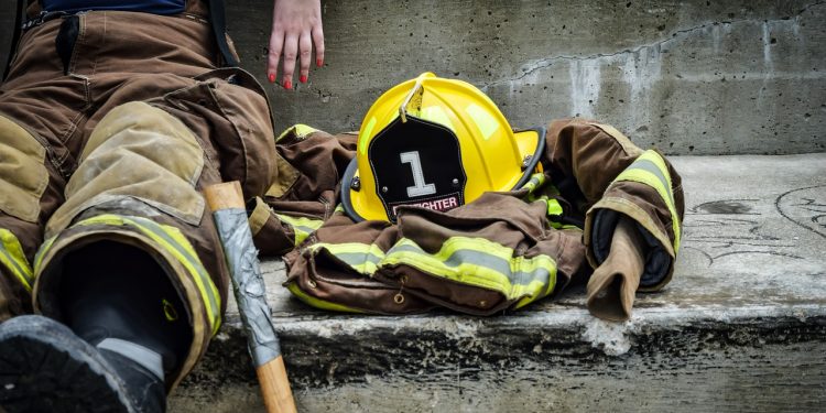 career-1501615_1280-750x375