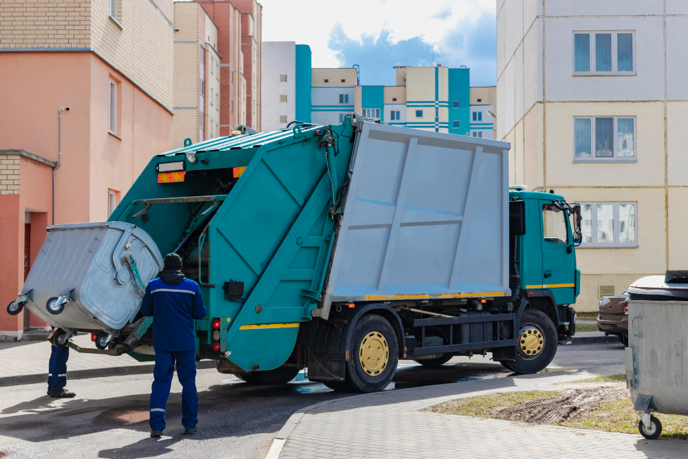 Leveraging IoT to Optimize Waste Hauling