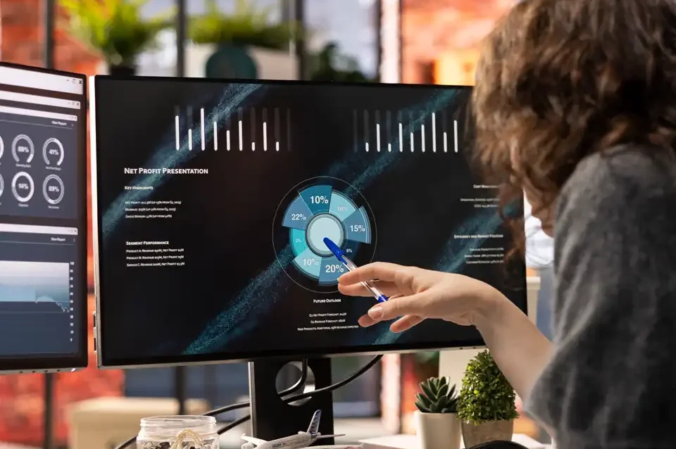 AIoT solutions for Life Sciences and Lab Tech